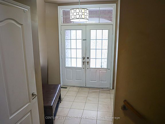 4th image of 6 Gamble Dr