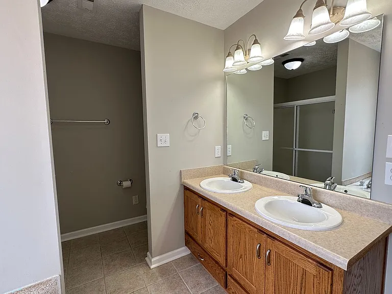 112 Harvest Ln — Photo 23