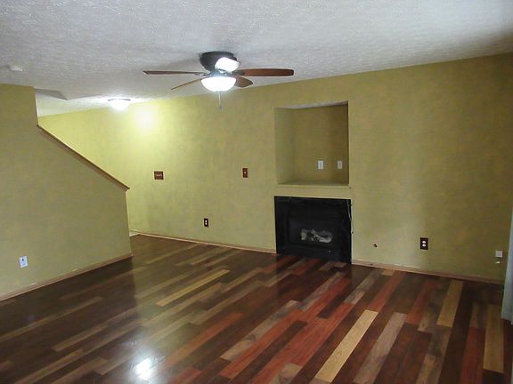 3rd image of 8323 Carano Way