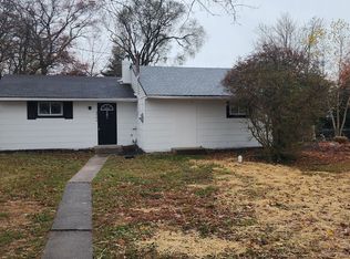 2304 E High St APT B, Pottstown, PA 19464