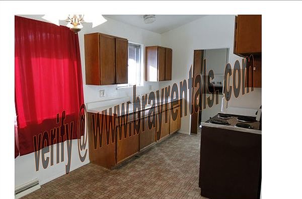 1337 Elm kitchen watermarked