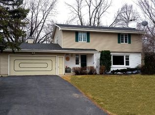 8909 48th Ave N, New Hope, MN 55428