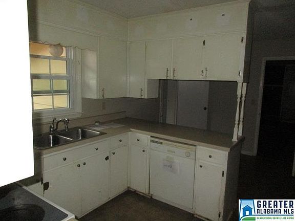 3rd image of 4128 Southbury Ln