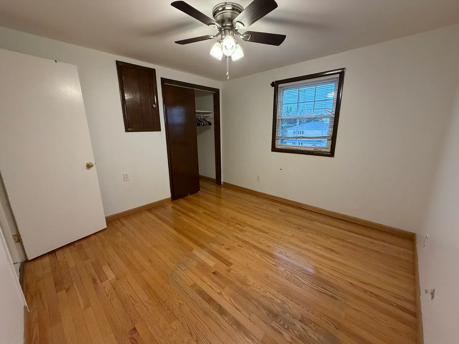 2 bed, $2,300 — Photo 2