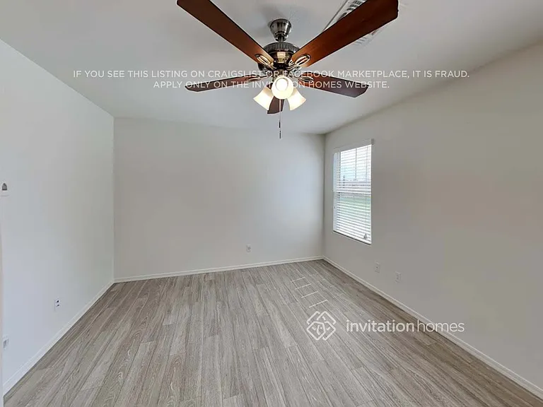496 N Ranger Trl — Photo 15