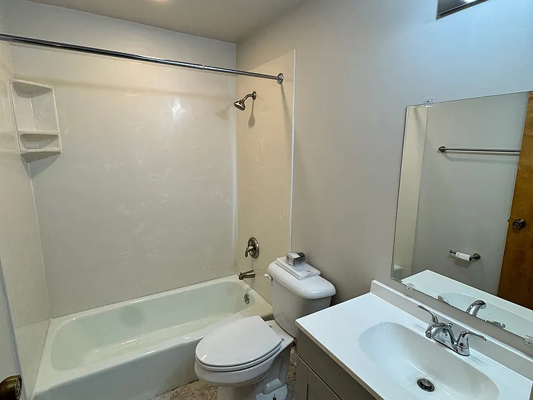 7308 Six Mile Ln — Photo 12