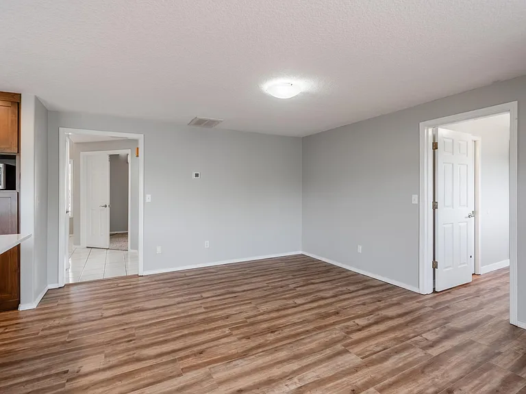 3639 NW 32nd Ave — Photo 9