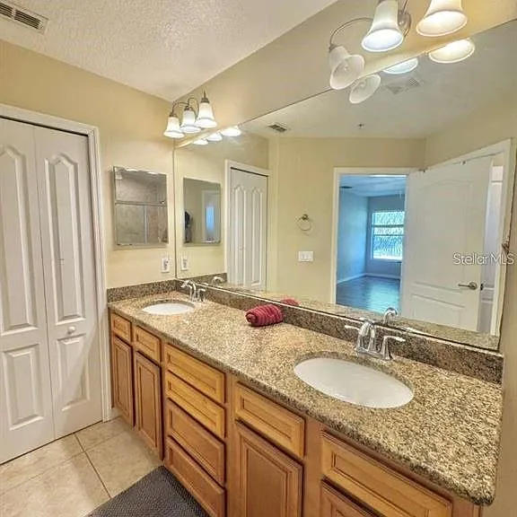 1122 Priory Cir — Photo 23