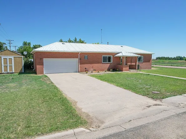 518 E 2nd St, Sharon Springs, KS 67758