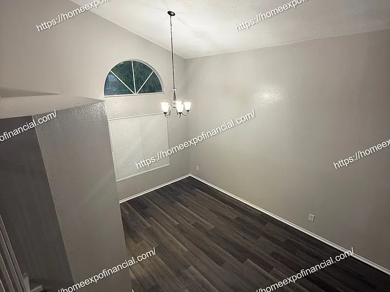 24612 Freeport Dr — Photo 28