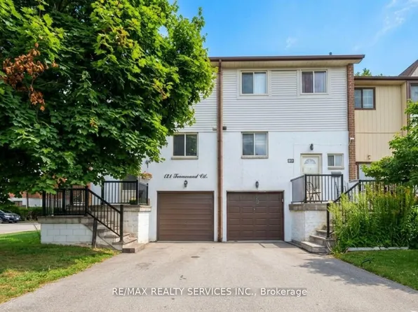 124 Baronwood Ct #124, Brampton, ON L6V 3H7