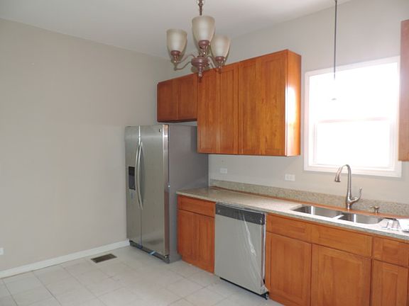 3rd image of 1533 S 50th Ct