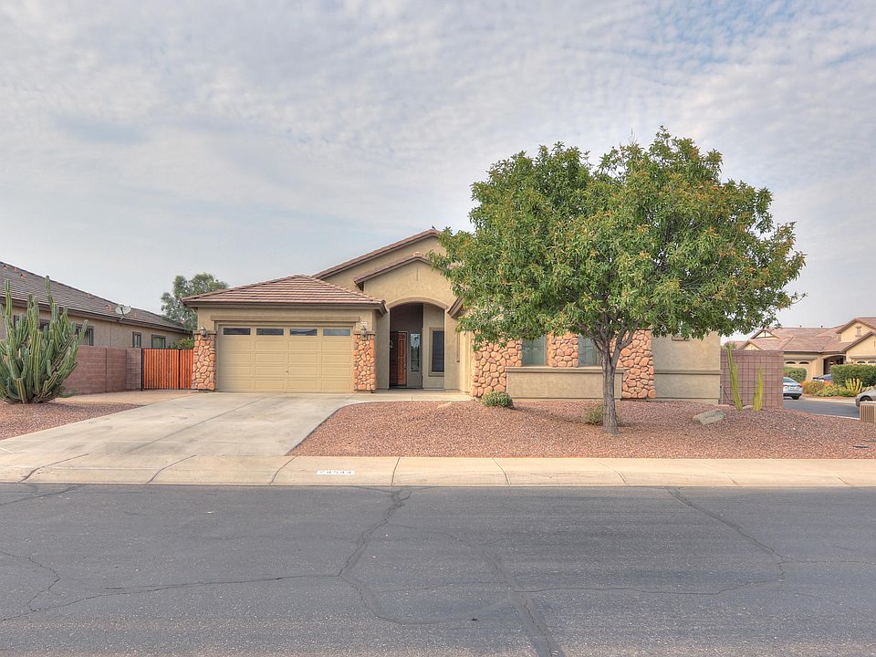 1st image of 44544 W Granite Dr