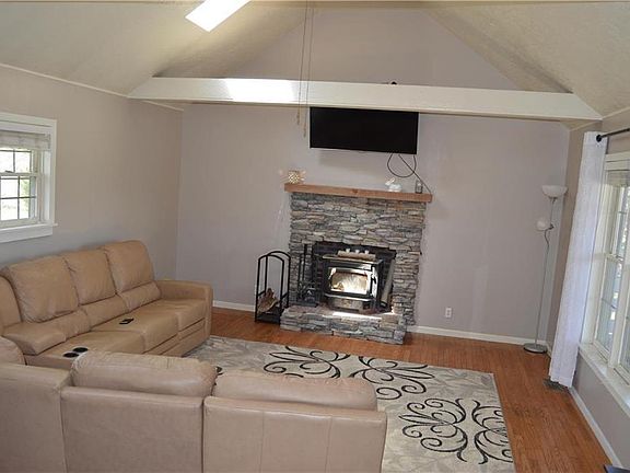 4th image of 37795 W 339th St