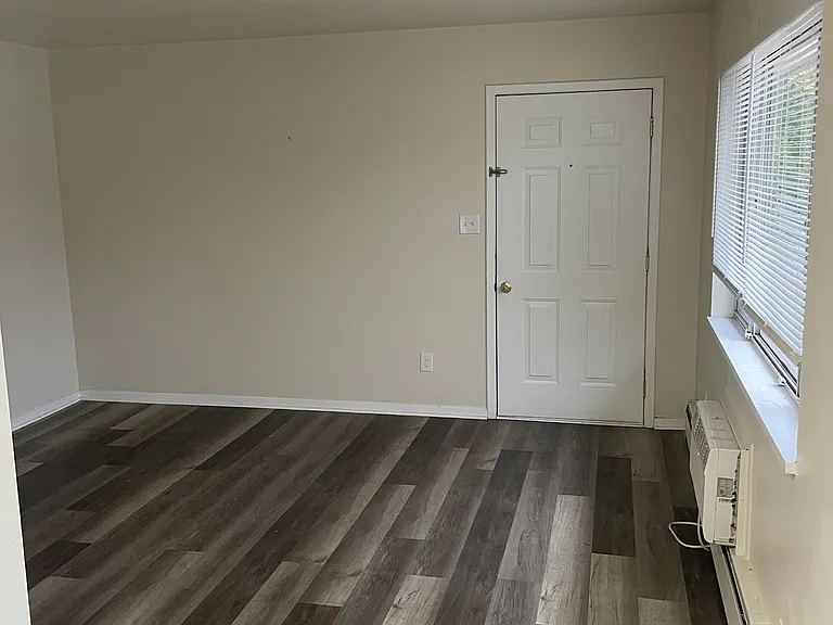 1000 Morgan St — Photo 4