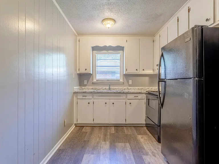 702 Placid Dr — Photo 19