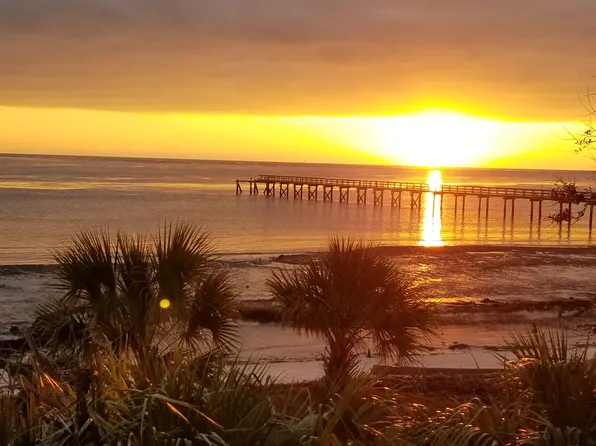 14 River Club Dr, Hilton Head Island, SC 29926