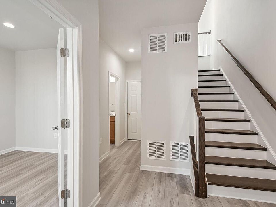 568 Banquet Ln Frederick, MD, 21701 Apartments for Rent Zillow