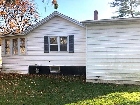 3rd image of 80 Ovid St