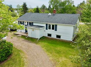 3757 Eastern Ave, Parrsboro, NS B0M 1S0