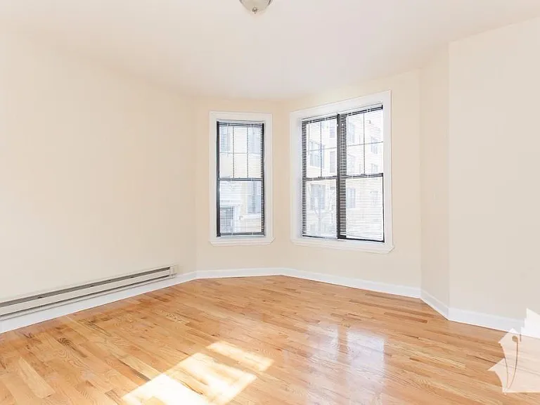720 W Barry Ave #3 — Photo 7