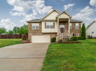 1832 Patricia Dr, Clarksville, TN 37040