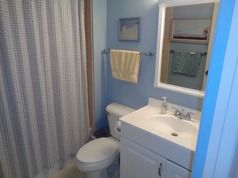 5527 NE Gulfstream Way — Photo 22