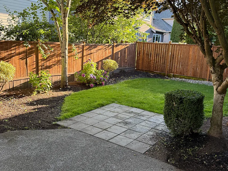 21425 SE 1st Pl — Photo 20