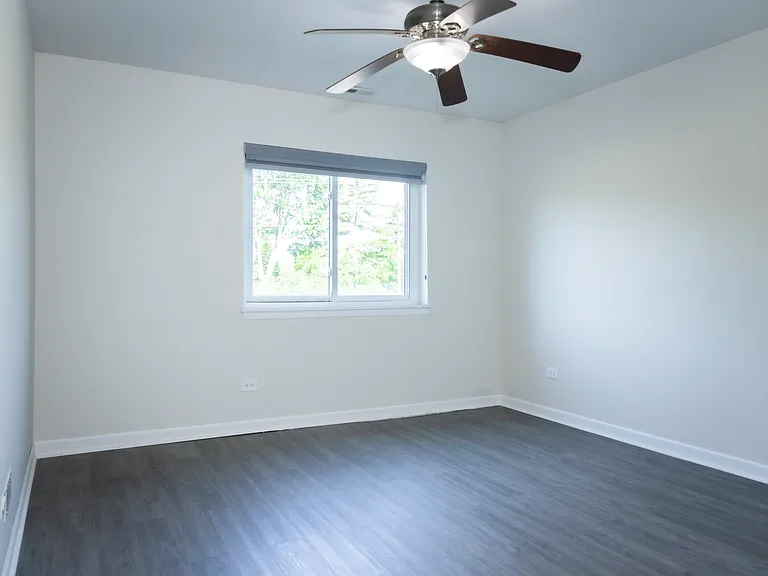 1787 W Algonquin Rd #1B — Photo 11
