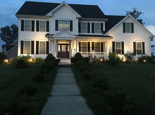 2 Red Oak Ln, Seymour, CT 06483