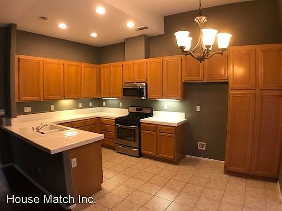 5th image of 36956 Red Oak St