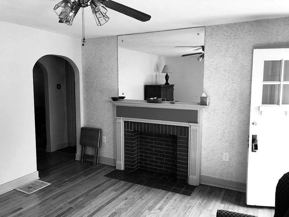 2nd image of 126 Kewbury Rd