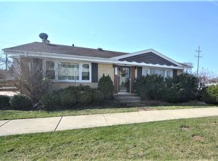 9001 S Parkside Ave, Oak Lawn, IL 60453