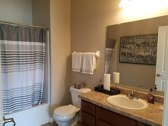 3rd image of 3091 Foxbridge Dr