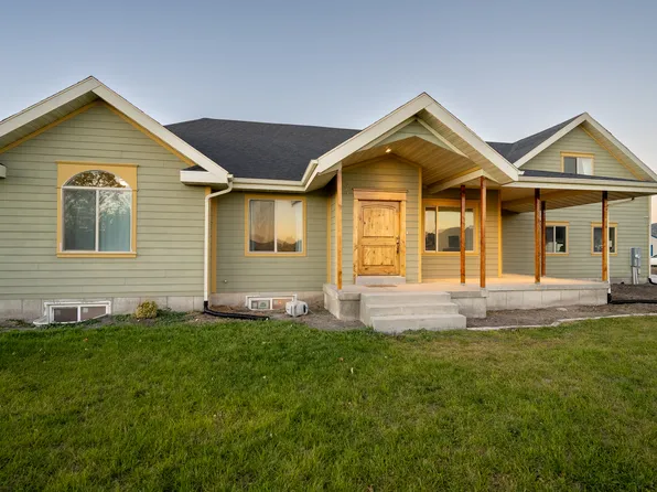 424 S Ranch Ln, Malad City, ID 83252