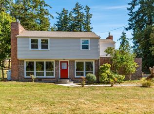 876 Park Ave, Oak Harbor, WA 98277