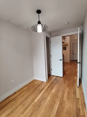 Rented by Signature Property Realty | media 7