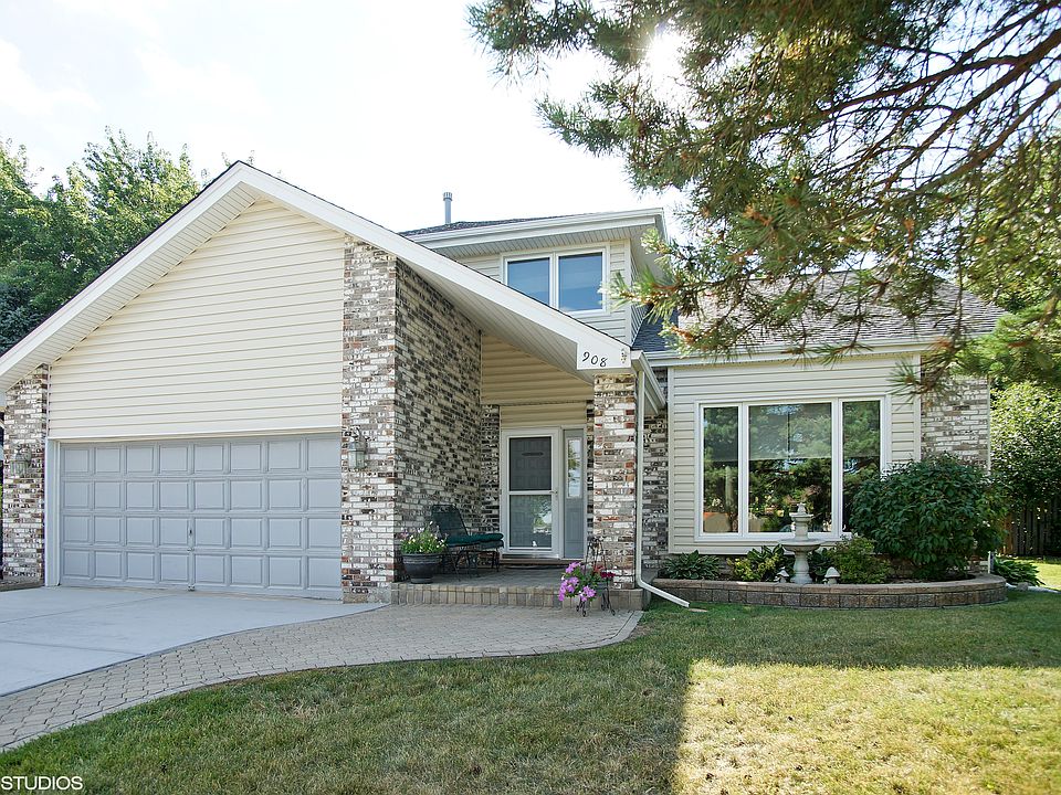 1st image of 908 Apple Dr