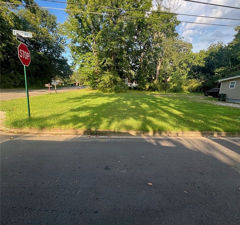 1st image of 915 Slaughter Ave