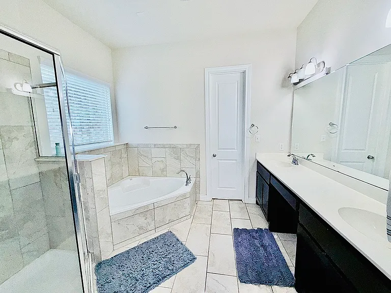 3925 Gildas Path — Photo 36