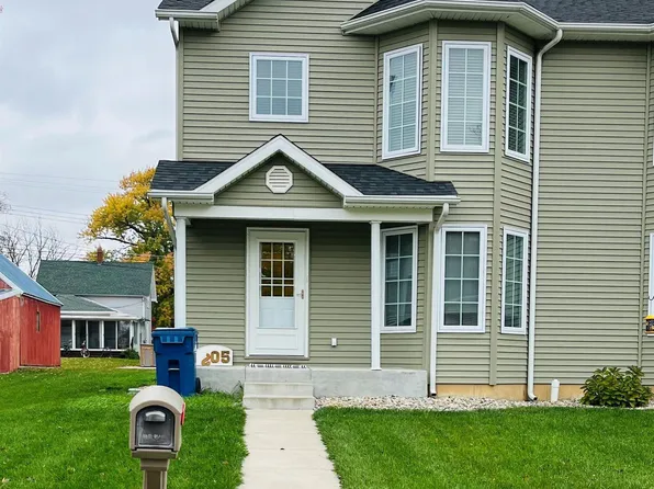205 E Maple St, Bremen, IN 46506