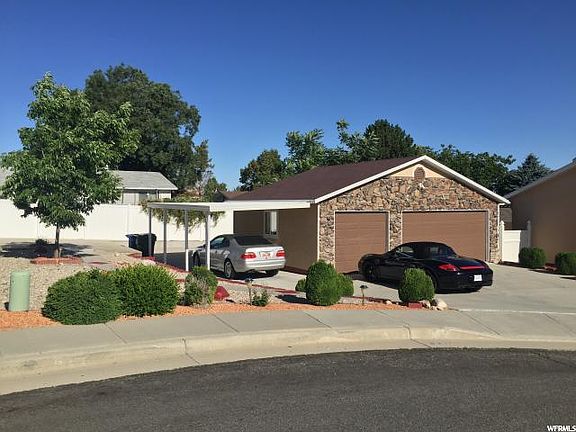 3rd image of 3708 S Brook Hollow Ct
