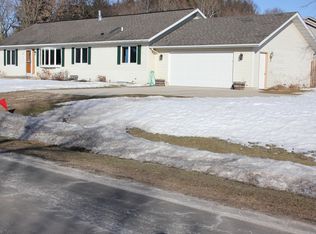 601 Clark St, Cascade, WI 53011