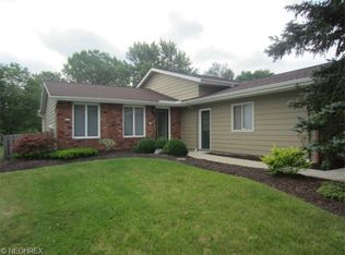 19055 Quail Hollow Dr, Strongsville, OH 44136