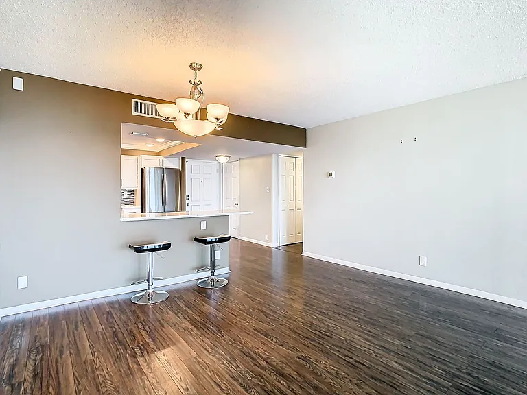 7400 Sun Island Dr #503 — Photo 17