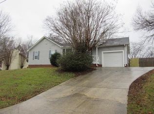 84 Bel Aire Cir, Pleasant Grove, AL 35127