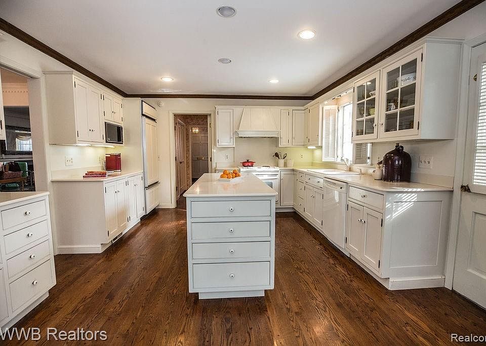 1295 Lakeside Rd, photo 4