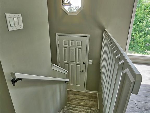 5th image of 5907 S 52nd St