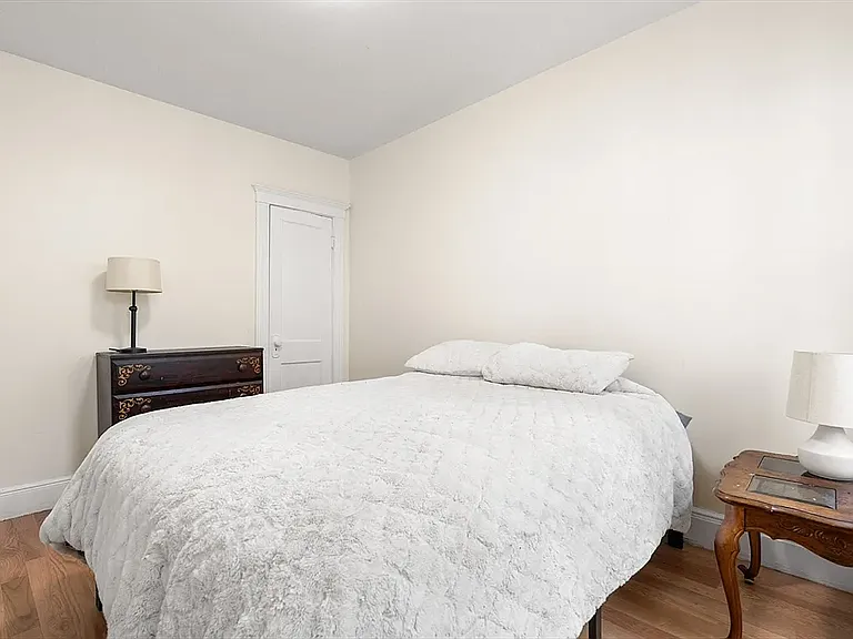 32 Sidlaw Rd #14 — Photo 6