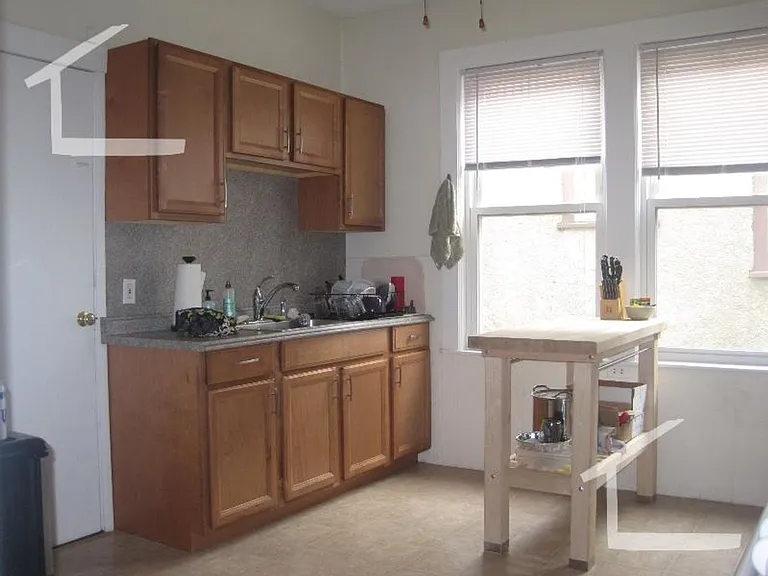 198 Rawson Rd #3 — Photo 2